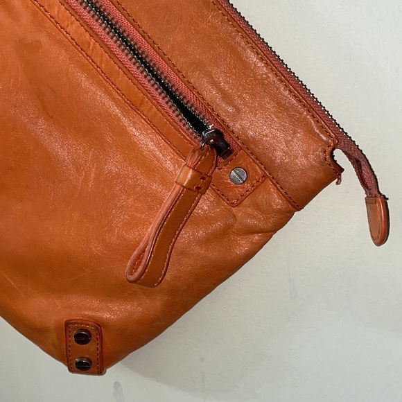 Club Monaco Large Soft Leather Wristlet - Picture 3 of 16